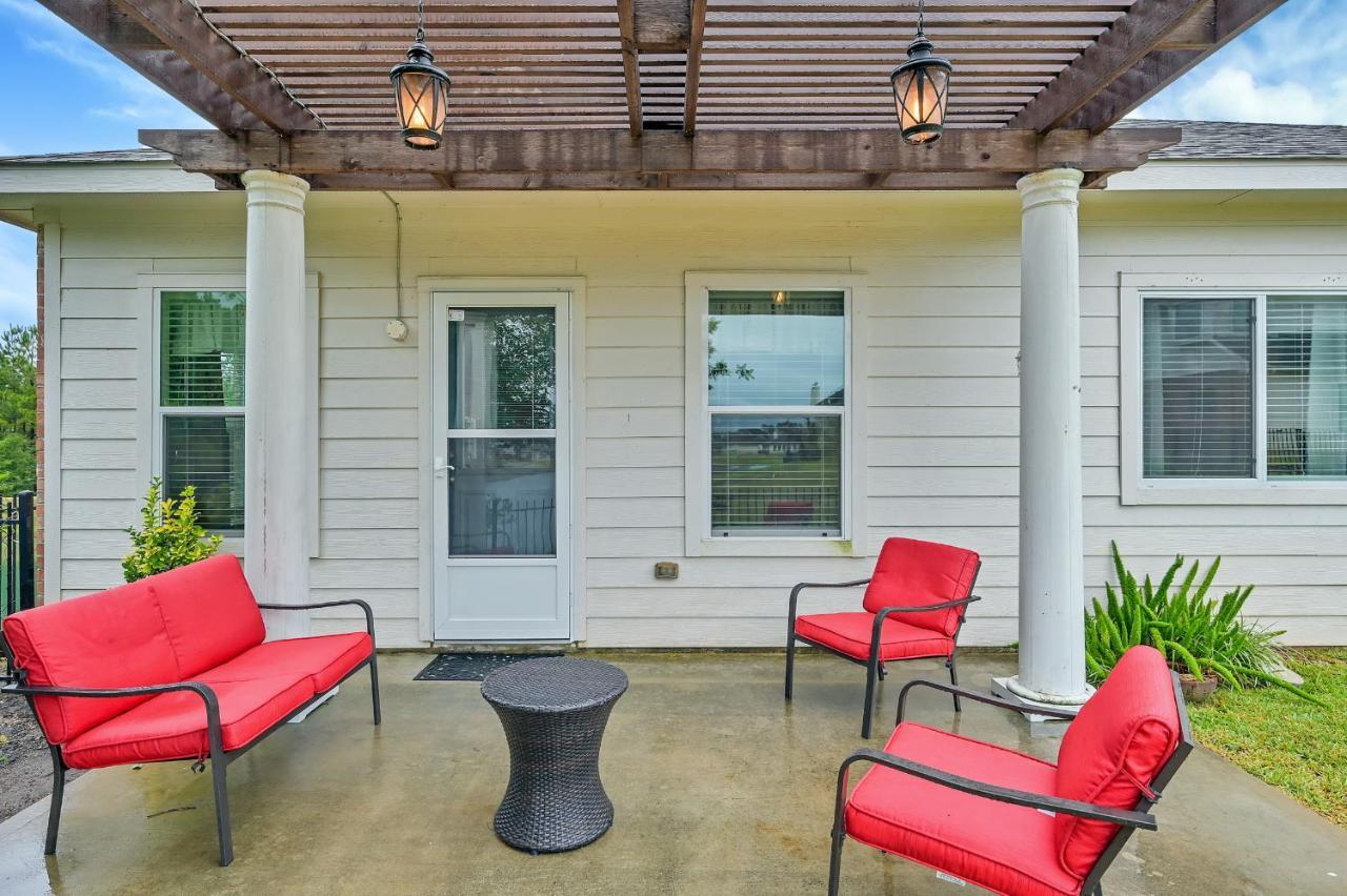 Peace, Serenity And Relaxation On The Lake Conroe Exterior photo